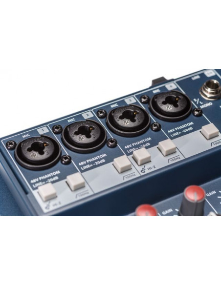 SOUNDCRAFT Notepad 12FX Mesa Mistura